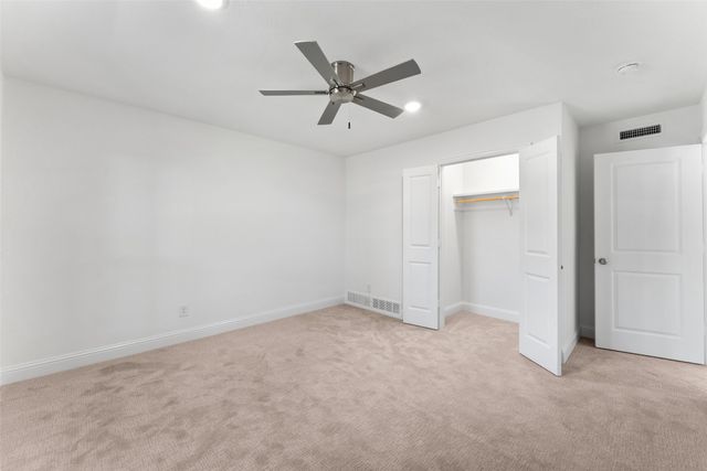 1528 W Spring Creek Parkway, Plano, TX 75023