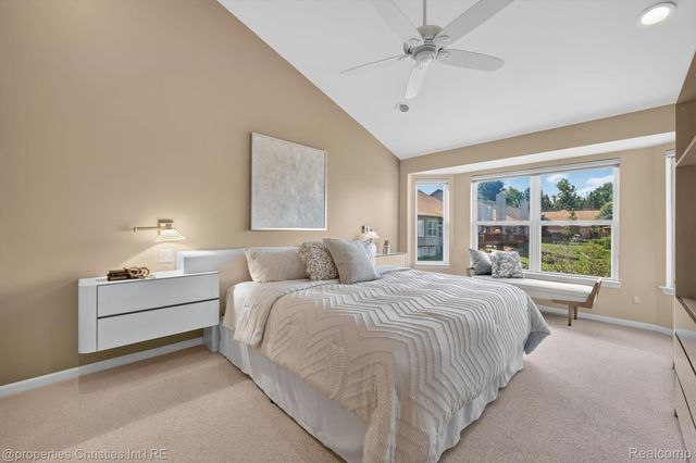 237 Winslow Circle, Commerce Charter Township, MI 48390