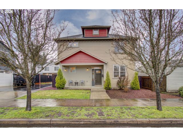 6529 Se REEDWAY St, Portland, OR 97206