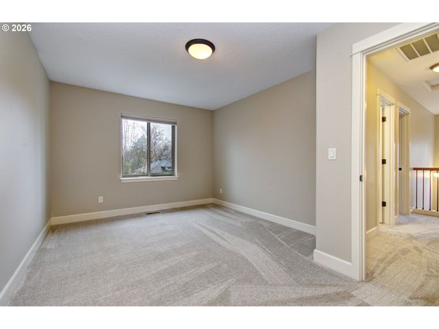 6529 Se REEDWAY St, Portland, OR 97206