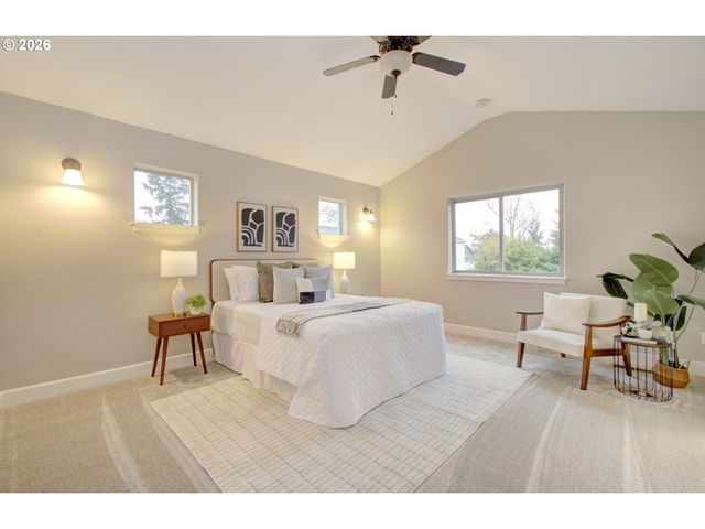 6529 Se REEDWAY St, Portland, OR 97206