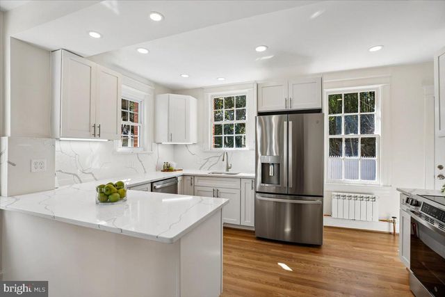 4714 HUNT AVE, Chevy Chase, MD 20815