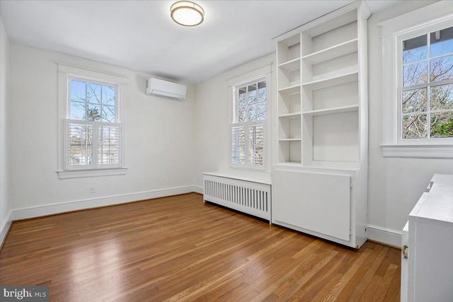 4714 HUNT AVE, Chevy Chase, MD 20815