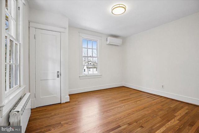 4714 HUNT AVE, Chevy Chase, MD 20815