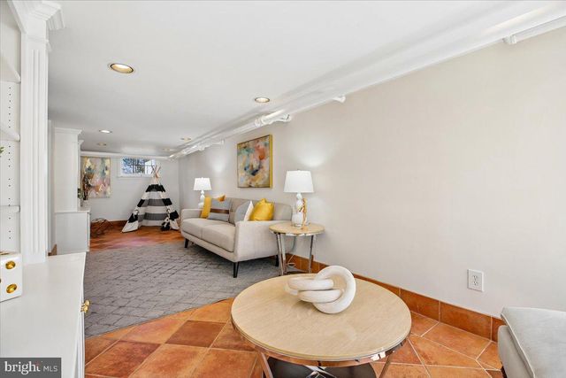 4714 HUNT AVE, Chevy Chase, MD 20815