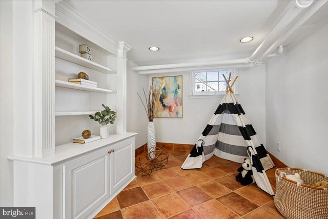 4714 HUNT AVE, Chevy Chase, MD 20815