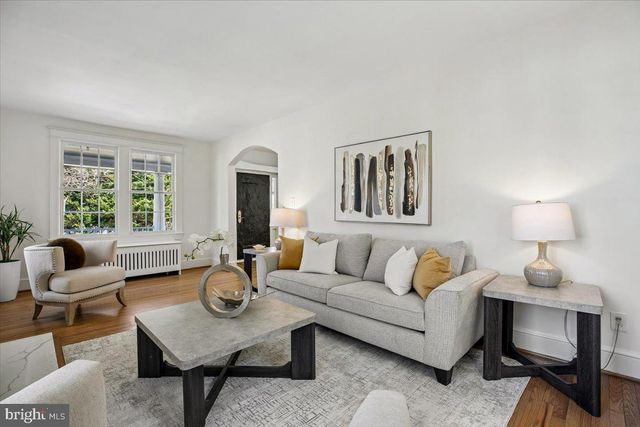 4714 HUNT AVE, Chevy Chase, MD 20815