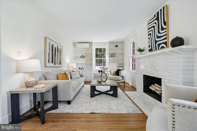 4714 HUNT AVE, Chevy Chase, MD 20815