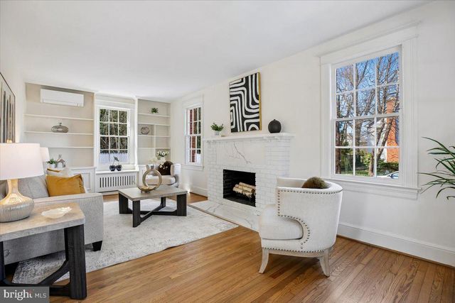 4714 HUNT AVE, Chevy Chase, MD 20815