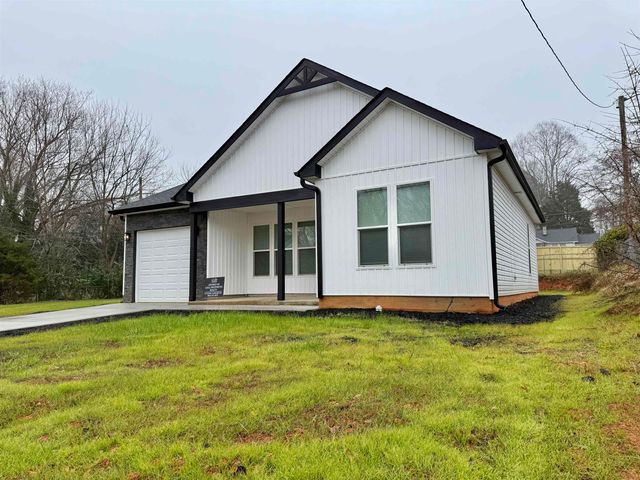 476 Stewart St., Spartanburg, SC 29306