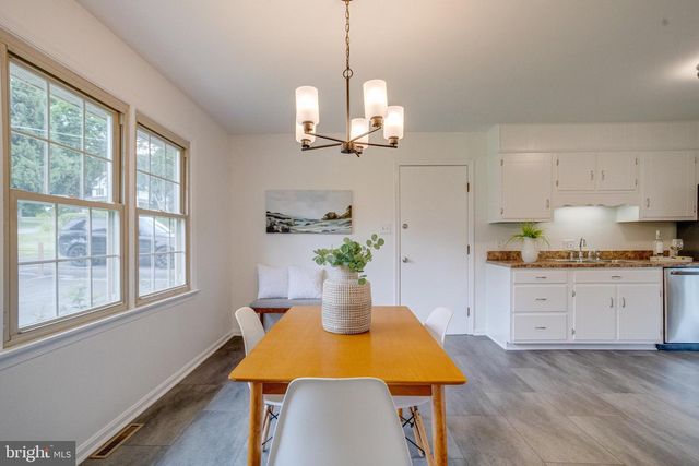 5613 SHARON DR, Glen Arm, MD 21057