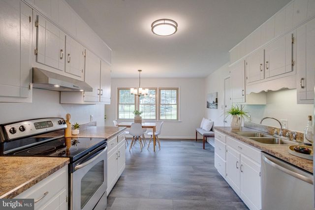 5613 SHARON DR, Glen Arm, MD 21057