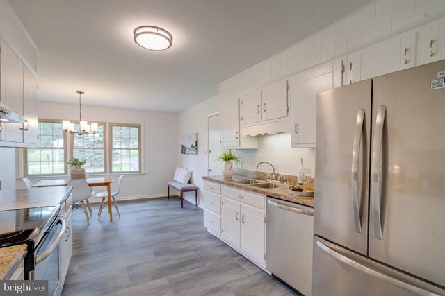 5613 SHARON DR, Glen Arm, MD 21057