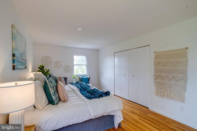 5613 SHARON DR, Glen Arm, MD 21057