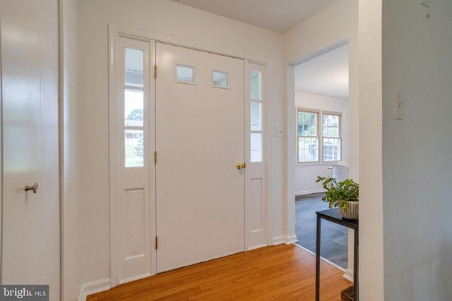 5613 SHARON DR, Glen Arm, MD 21057