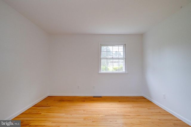 5613 SHARON DR, Glen Arm, MD 21057