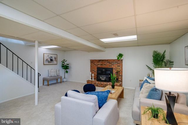 5613 SHARON DR, Glen Arm, MD 21057