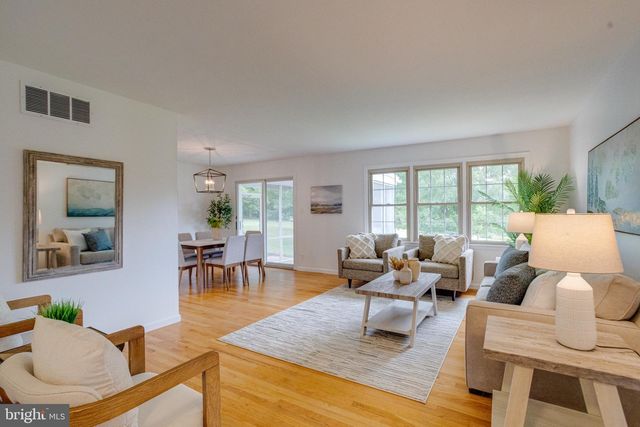 5613 SHARON DR, Glen Arm, MD 21057
