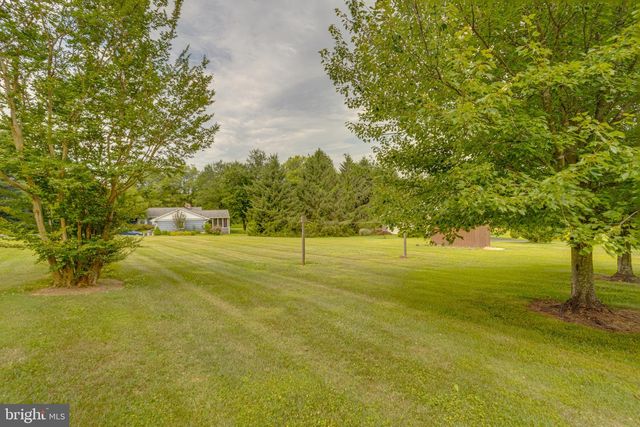 5613 SHARON DR, Glen Arm, MD 21057