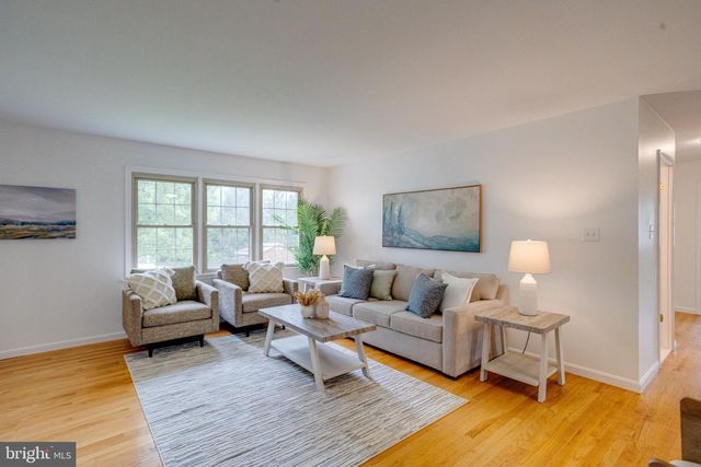 5613 SHARON DR, Glen Arm, MD 21057