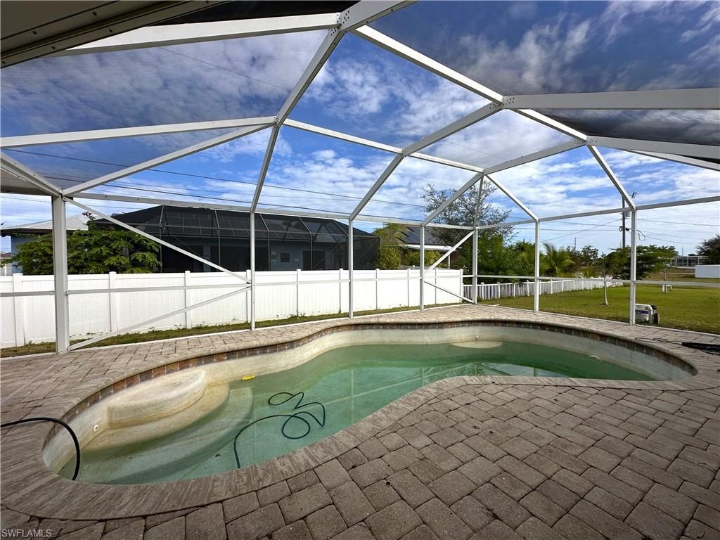 Image 10 of property listing at 331 NE 23rd ST, Cape Coral, FL 33909