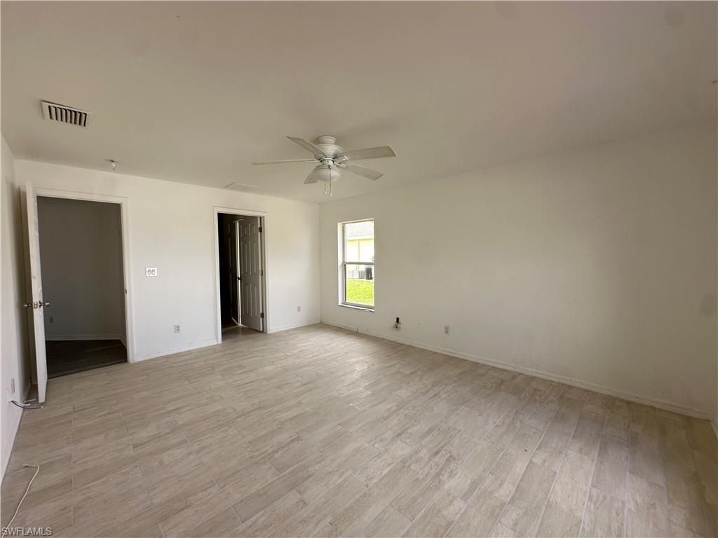 Image 7 of property listing at 331 NE 23rd ST, Cape Coral, FL 33909