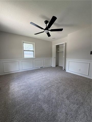 13202 Lowell Avenue, Grandview, MO 64030