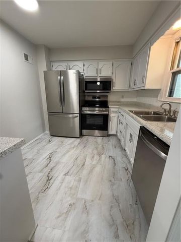 13202 Lowell Avenue, Grandview, MO 64030