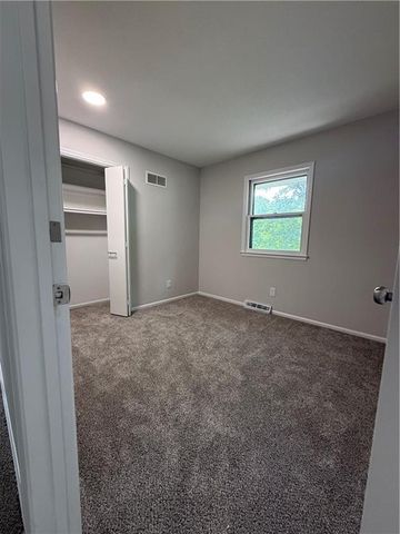 13202 Lowell Avenue, Grandview, MO 64030