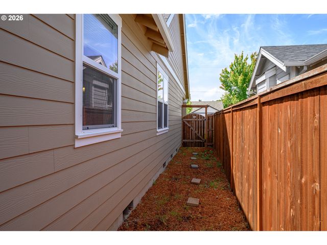 3622 Ne Hembree St, Mc Minnville, OR 97128