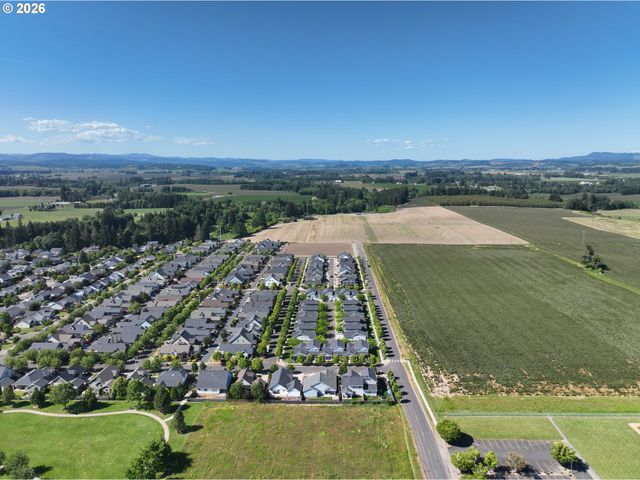 3622 Ne Hembree St, Mc Minnville, OR 97128