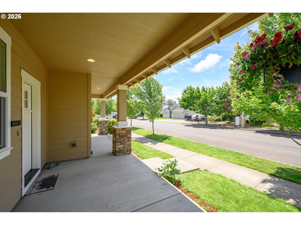 Image 4 of property listing at 3622 Ne Hembree St, Mc Minnville, OR 97128