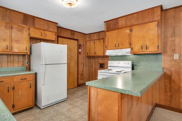 202 Hamilton Road, Bunnlevel, NC 28323