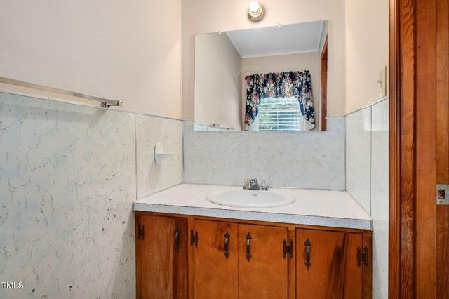 202 Hamilton Road, Bunnlevel, NC 28323