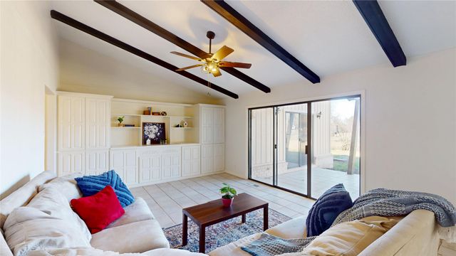 1124 W 6th, Brady, TX 76825