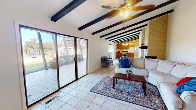 1124 W 6th, Brady, TX 76825