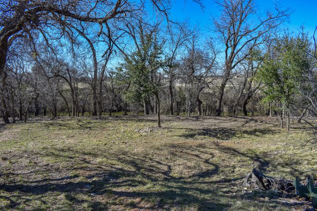 1124 W 6th, Brady, TX 76825
