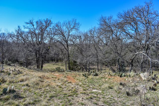 1124 W 6th, Brady, TX 76825