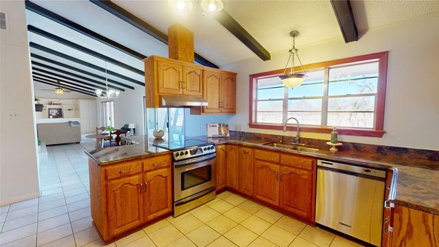 1124 W 6th, Brady, TX 76825