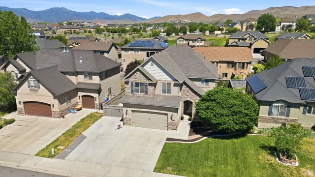 3817 E PINEHURST DR, Eagle Mountain, UT 84005