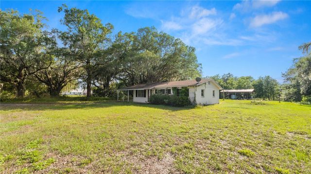 2005 W PIPKIN ROAD, Lakeland, FL 33811