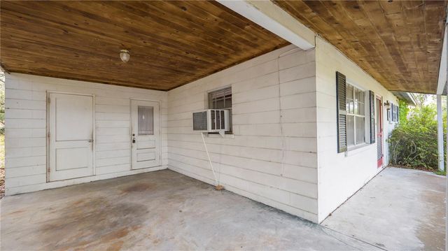 2005 W PIPKIN ROAD, Lakeland, FL 33811