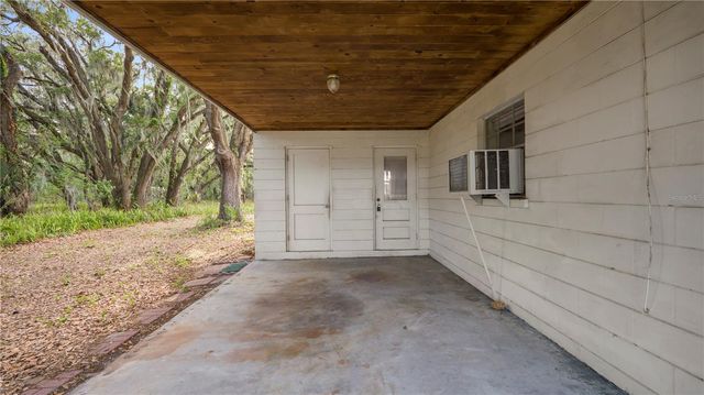 2005 W PIPKIN ROAD, Lakeland, FL 33811