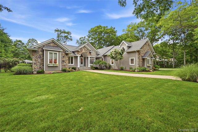 58 South Path, Calverton, NY 11933