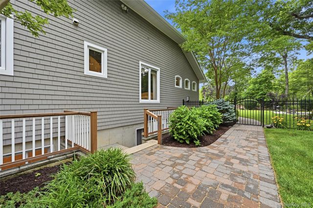 58 South Path, Calverton, NY 11933