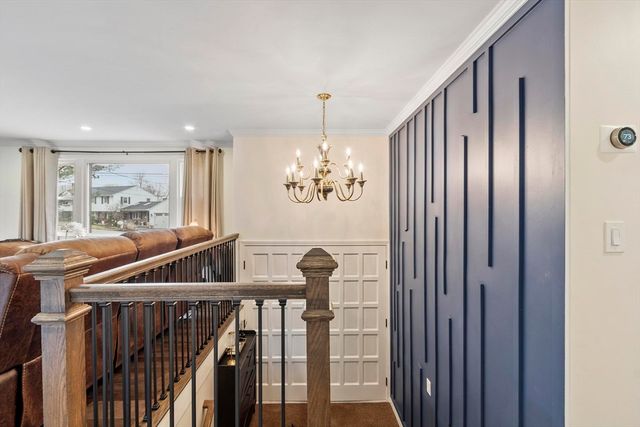 17 Horseshoe Rd, Dracut, MA 01826