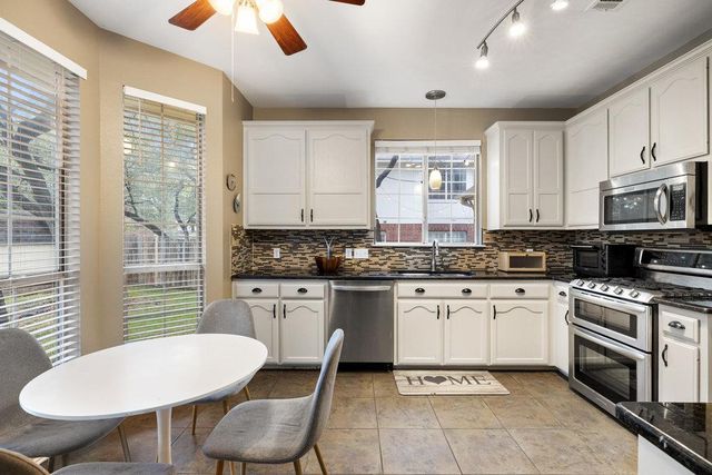 1711 Coral DR, Cedar Park, TX 78613