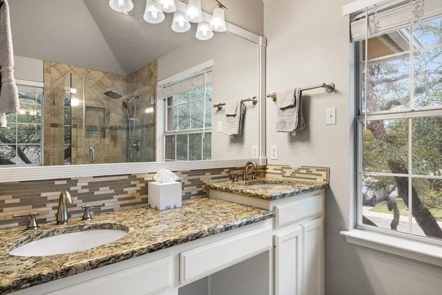 1711 Coral DR, Cedar Park, TX 78613