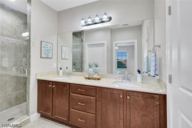 1439 Santiago CIR 2101, Naples, FL 34113