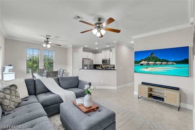 1439 Santiago CIR 2101, Naples, FL 34113